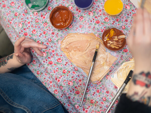 7 Ways Wine and Painting Classes Can Boost Your Wellbeing