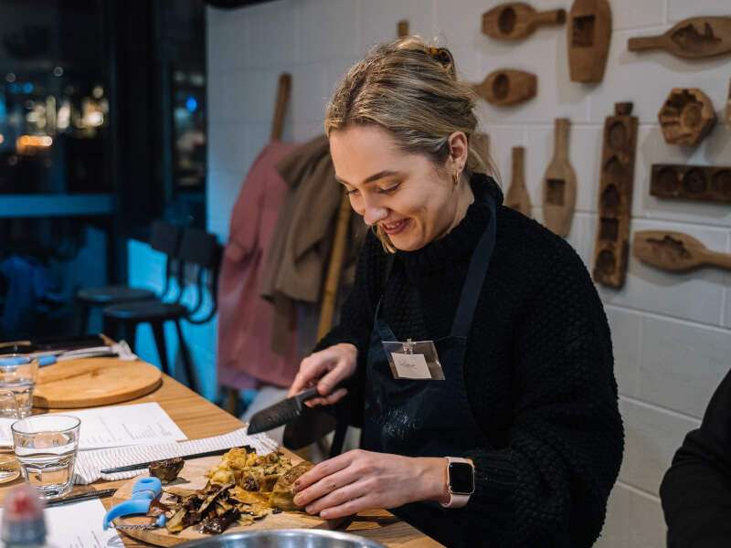 11 Best Gifts That Are Experiences for Foodies