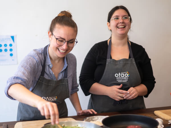 7 Best Hens Party Ideas for Foodies (2025)