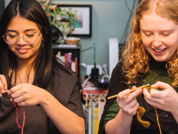 5 Desk Crafts for Return-to-office Anxiety