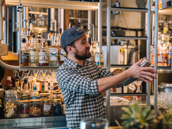 Get Behind Your Local with Cocktail Making Classes in Melbourne