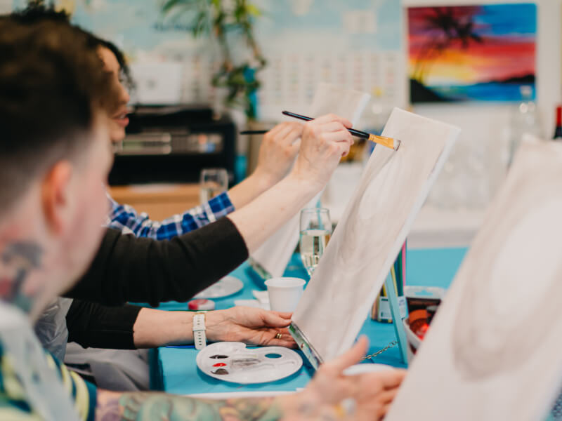 Get Social with Wine and Paint Classes in Sydney