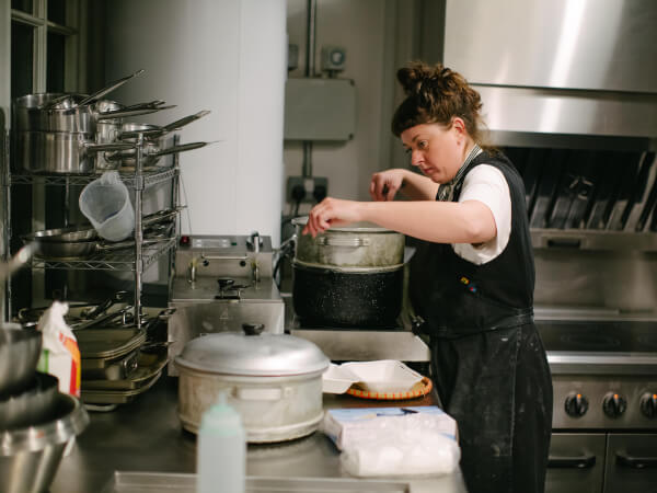 Master World Cuisines with Cooking Lessons Adelaide