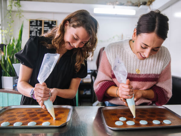 Novel Experience Gifts for Couples Who Like to Try New Things