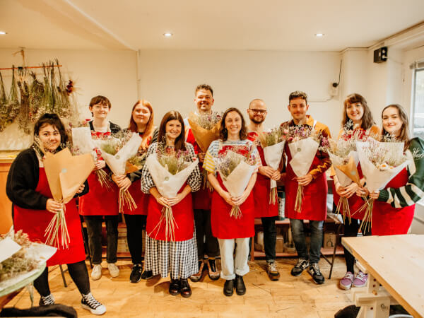 5 Reasons Why Appreciation Gifts for Employees Are Important