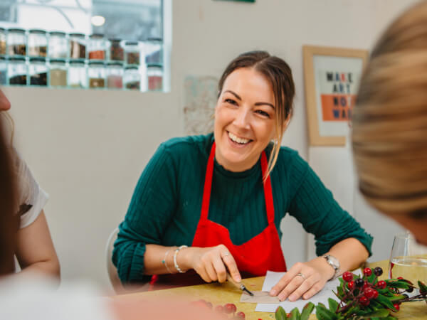 Top 7 Creative Courses for a Christmas Party in Sydney