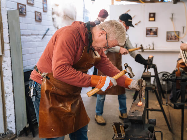 6 Unique Presents for Dads Who Love DIY