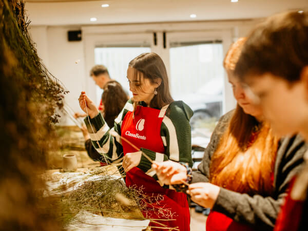 Why Surrounding Yourself with Plants and Flowers at Work Makes You Focus Better