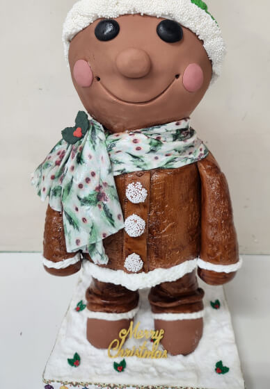 3D Gingerbread Man Cake Decorating Class