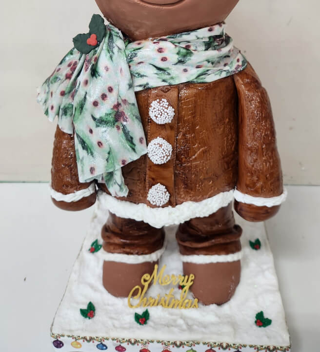 3D Gingerbread Man Cake Decorating Class
