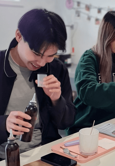 45 Minute Custom Fragrance Design Class: Scent Library