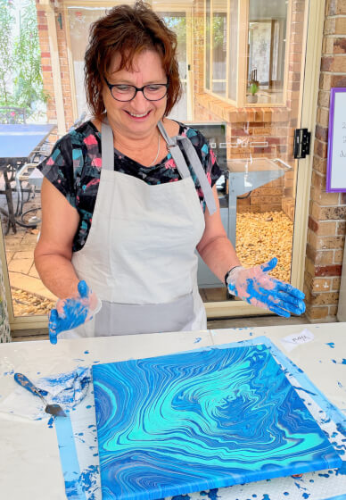 Acrylic Paint Pouring Class: Create a Ring Pour