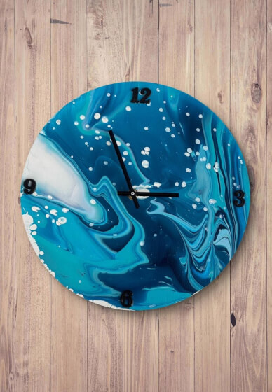 Acrylic Pour Painting and Sip Workshop: Home Decor