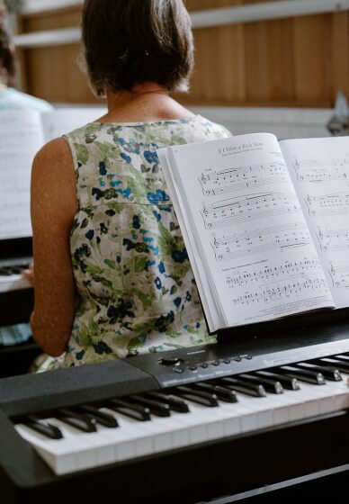 Adult Piano for Beginners Class