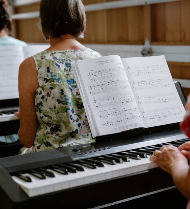 Adult Piano for Beginners Class