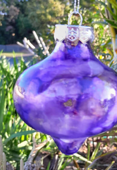 Alcohol Ink Christmas Baubles Workshop
