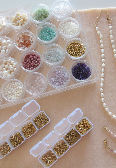 Beaded Pearl and Gemstone Jewellery Making Class