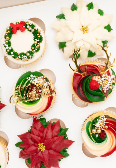 Beginner Buttercream Cupcakes Class - Deck the Halls