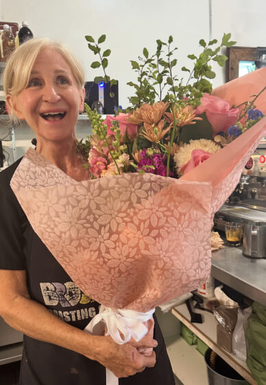 Bouquets, Besties and Bubbles Workshop