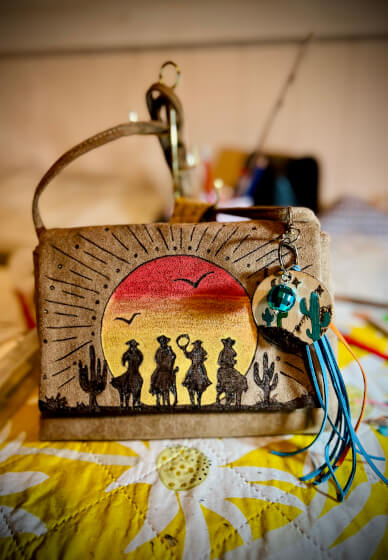 Burn a Cross-Body Purse (Pyrography)