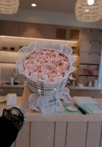 Buttercream Floral Cake Decorating Class