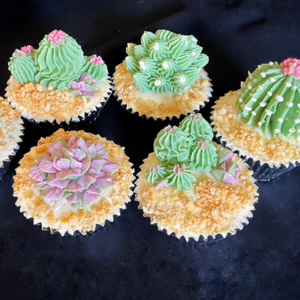 Flower Cake Gallery | 2tarts Bakery in 2023 | Cactus cake, Succulent cake,  Cute birthday cakes