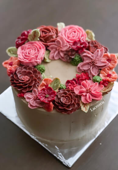 DIY Cake Flower Accents by Bloom Culture Flowers