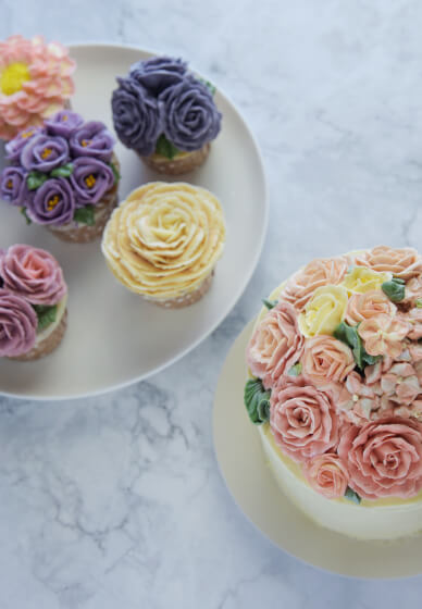 Cake Decorating Class: Buttercream Flowers