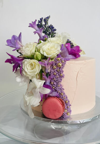 Cake Decorating Fresh Flower Workshop for Beginners