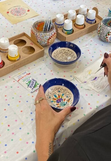 Ceramic Painting and Sip Workshop