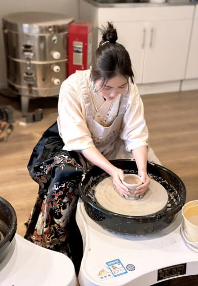 Ceramic Wheel Throwing Only Workshop for Beginners