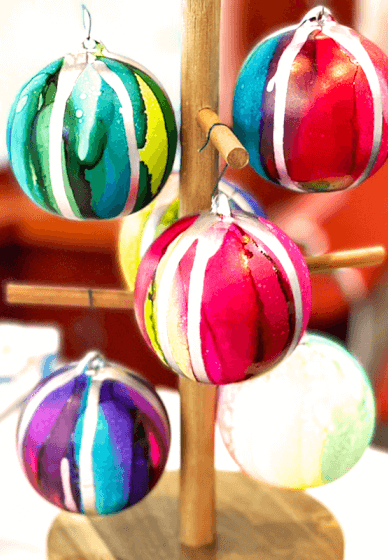 Christmas Alcohol Ink Class: Baubles and Bubbles