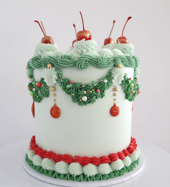 Christmas in July - Vintage Christmas Buttercream Cake Class
