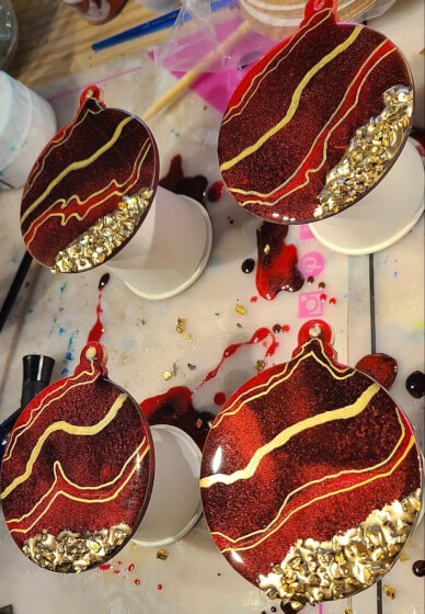 Christmas Ornament Painting Sip and Paint Workshop Melbourne