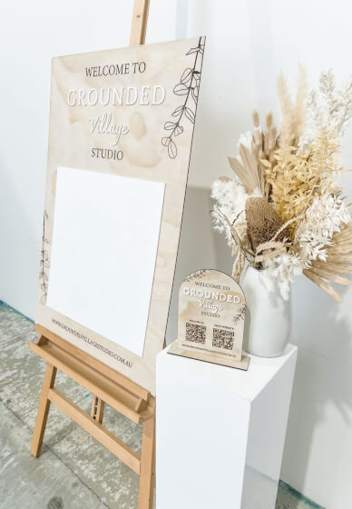 Christmas Special Dried Floral Arrangement Class