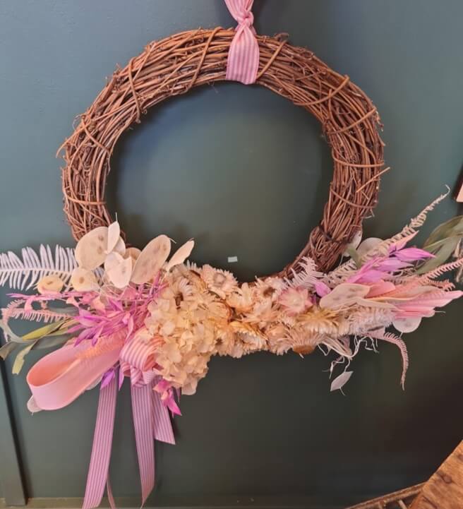 Christmas Wreath Class - Preserved Flowers