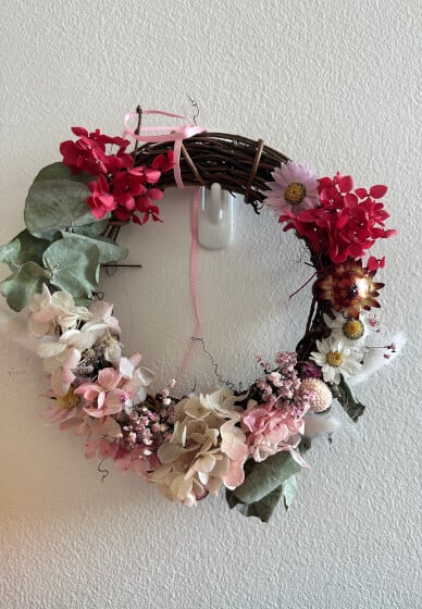 Christmas Wreath Making Workshop for Kids (Ages 6+)
