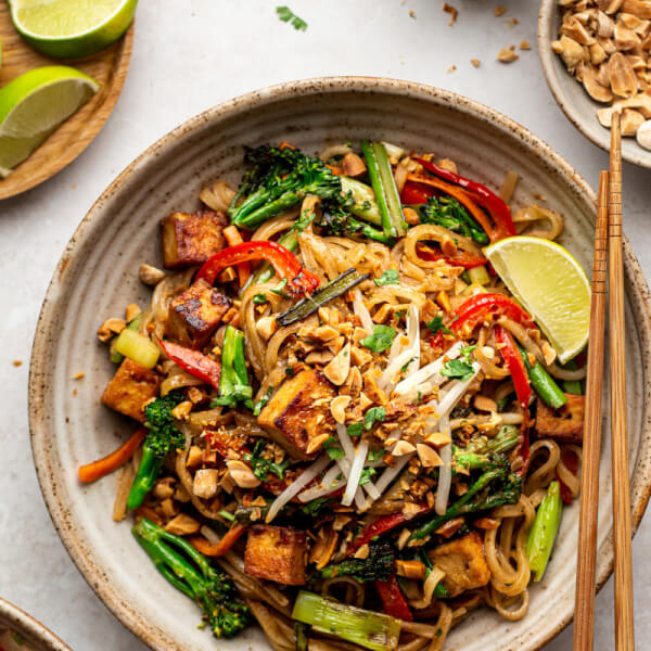 Cook Pad Thai at Home | Online class | ClassBento