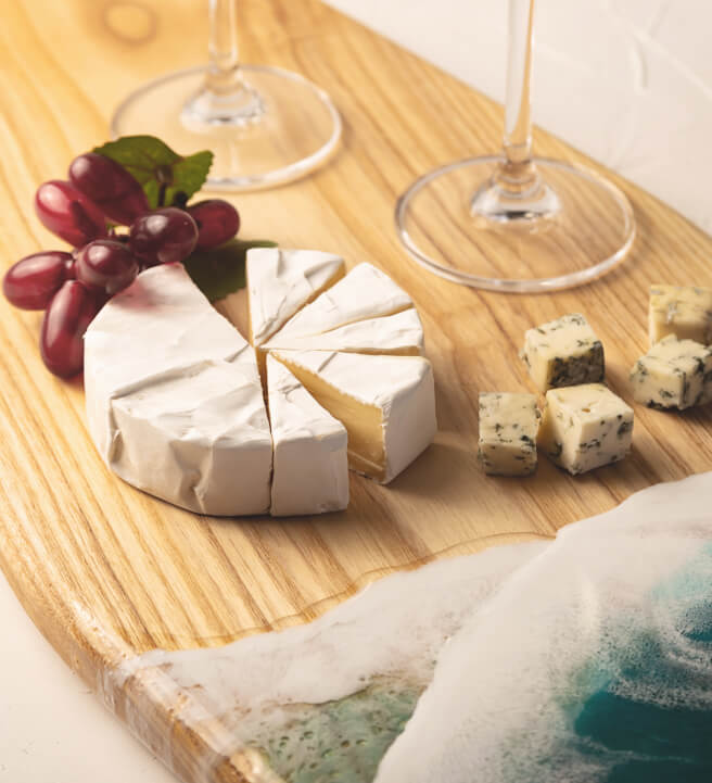 Create a Stunning Resin Cheese Board Workshop