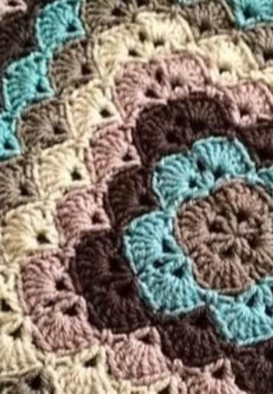 Crochet Workshop for Beginners: Granny Shell Square