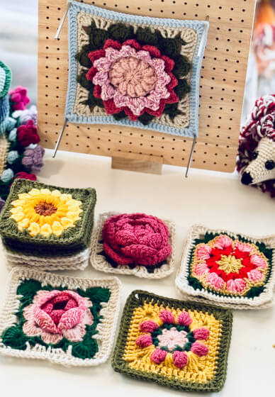 Crocheting Class: from Sunflower Granny Square to Bag