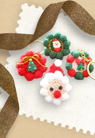 DIY Christmas Crochet Badges & Keychains