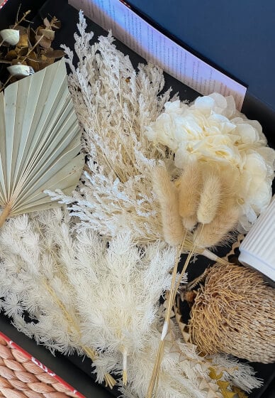 DIY Dried Flower Arrangement Craft Kit