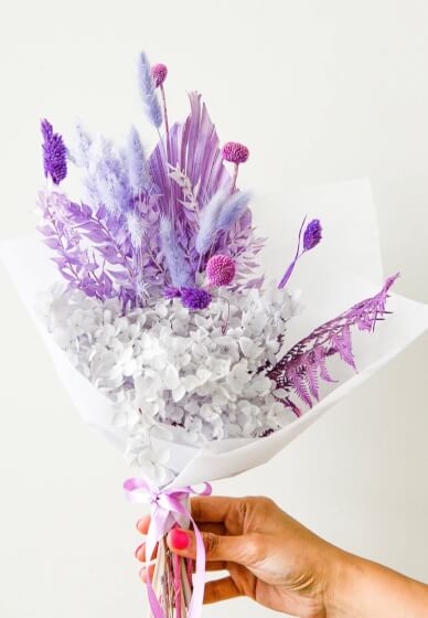 DIY Preserved Flower Bouquet at Home
