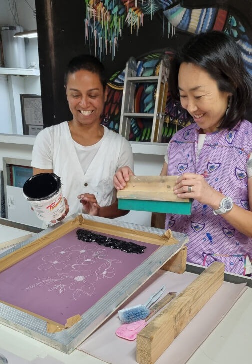 Fabric Screen Printing Class with Paint and Sip