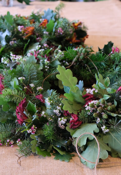 Floristry Class: DIY Christmas Wreath