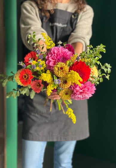 Floristry Workshop Seasonal HandTied Bouquet for Beginners