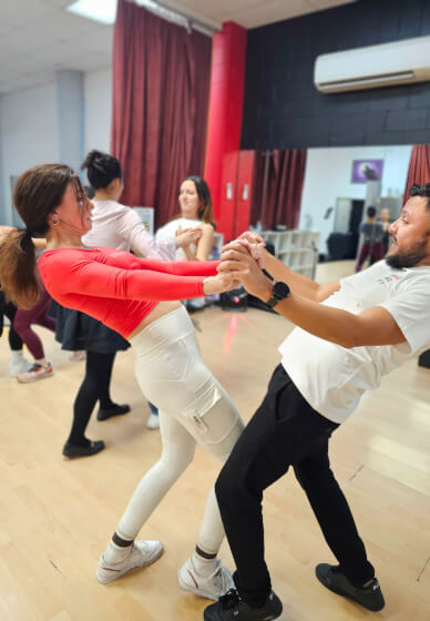 Four Week Beginner Modern Bachata Dance Course