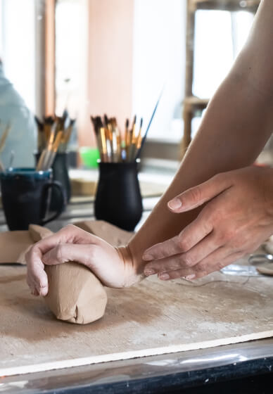 FriClay Clay and Sip Class