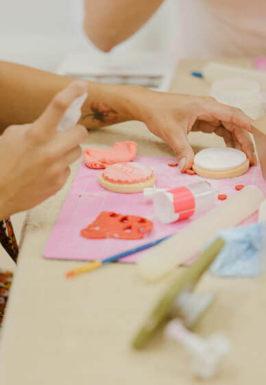 Gingerbread Decorating Workshop in Subiaco